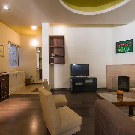 Balluta Bay Large Air-conditioned 3 Bedroom Sliema